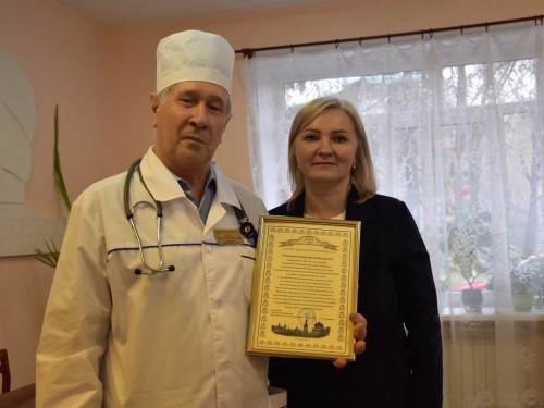 Человек, который 46 лет трудовой деятельности посвятил медицине