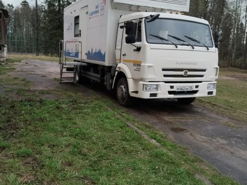 Выездная работа продолжается