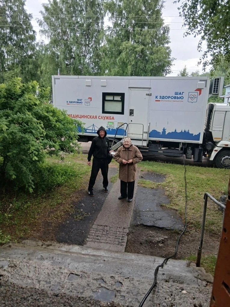 Диагностический КаМАз сделал остановку в Обросово